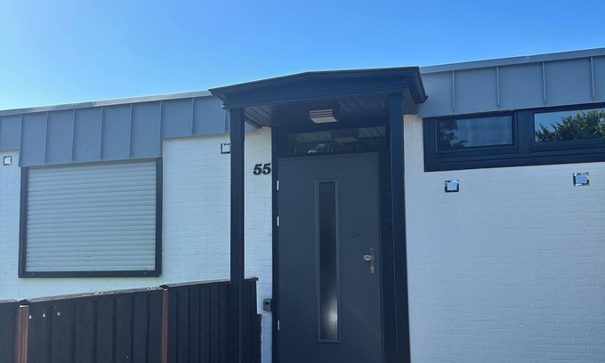 Lemmer House | Great location! Beach and dyke in the immediate vicinity!