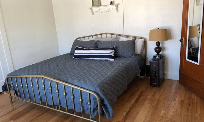 Cheyenne Apartment | Great Location - Central Cheyenne