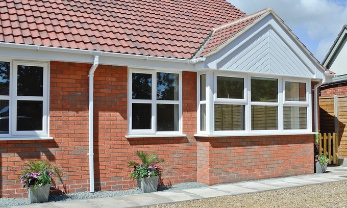Sandilands Cottage | Great location for a small family holiday, close to the sea and sandy beaches.