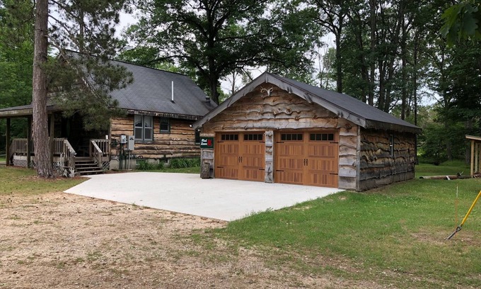 Luther Cabin | Great Location For ORV/Snowmobiling, Hunting and Fishing