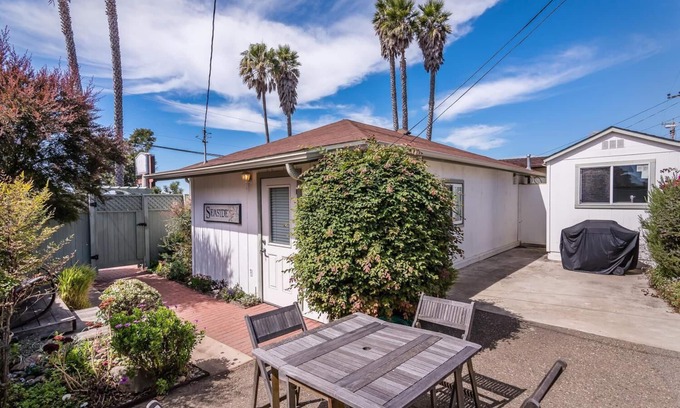 Morro Bay House | Great Location House Short Distance To The Beach- Ready Book Now!
