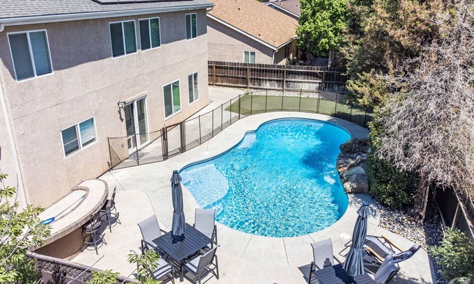 Raisin House | Great location pool house sleeps 12