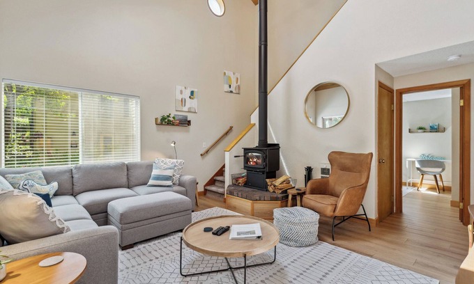 Manzanita House | Great location surrounded by trees! Dog Friendly with fenced yard.