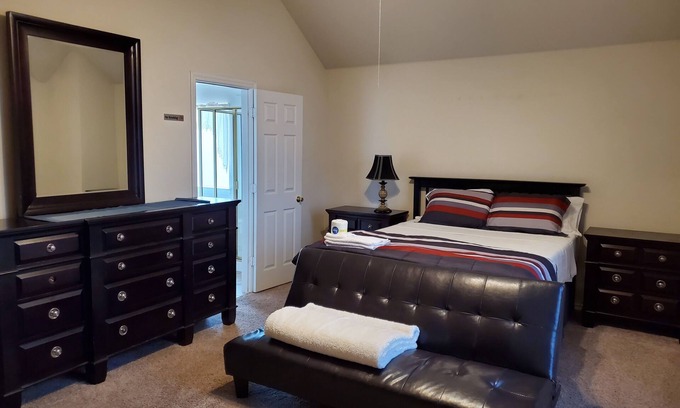 The Colony House | Great location/Top reviews. Plano/Frisco area