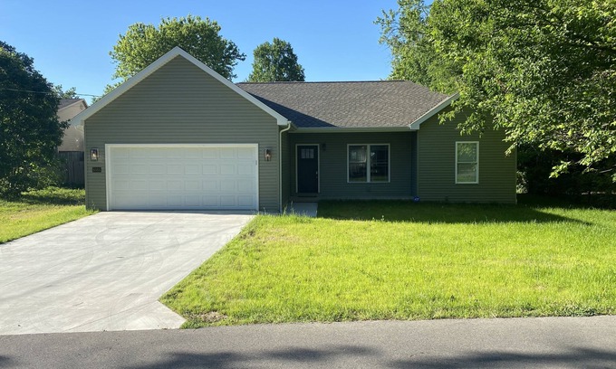 Newburgh House | Great new home - just for you!