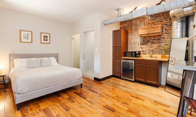 Pendleton Apartment | Great Parkside Microapartment ♥ Location AND Price