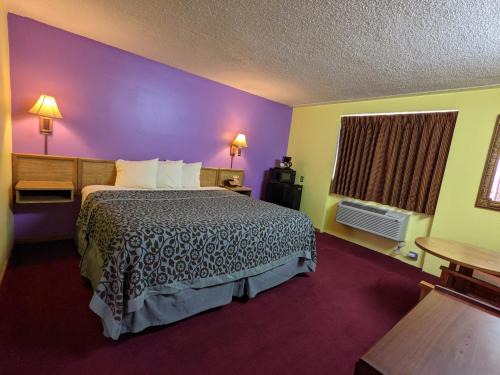 Lincoln Hotel | Great Plains Budget Inn