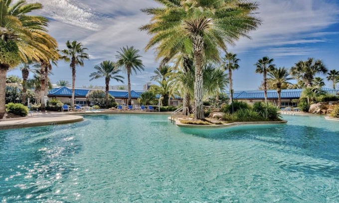 Indian Bayou Condo | Great rates~Ocean view condo~near beach~Palms of Destin resort unit 21014 jr 2BR