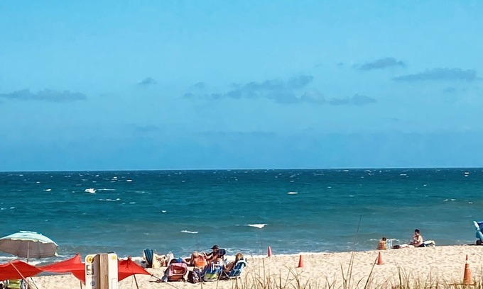 Boynton Beach Villa | Great room for short stay private villa private bath