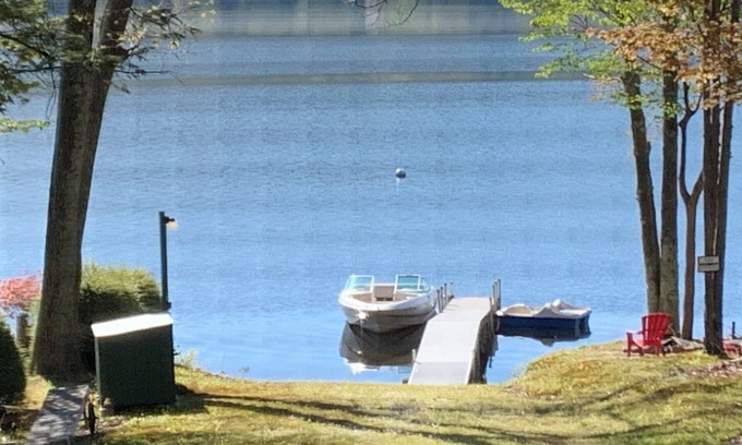 Northville House | Great Sacandaga Lake - scenic lake front retreat