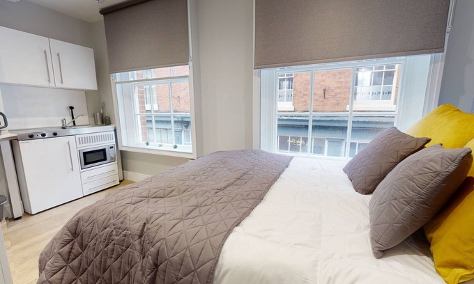 Coventry City Centre Apartment | Great self contained studio