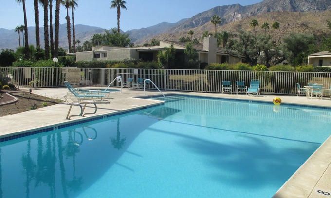 Canyon Corridor Condo | Great single level condo available for the season in quiet South Palm Springs