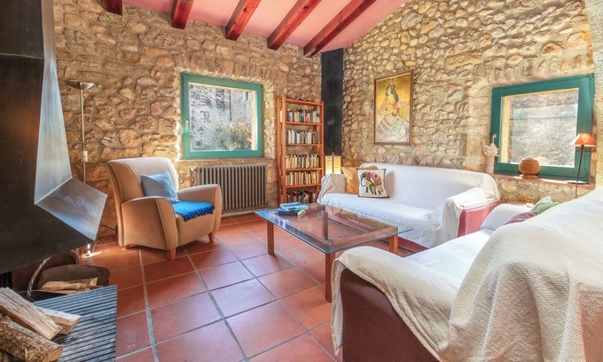 Saus House | Great stone house in Alt Emporda