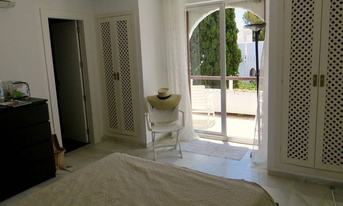 Marbella House | Great Townhouse in Pueblo Arabesque -