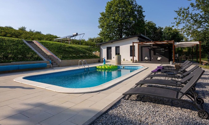Oriovac House | Great vacation home for families or friends in charming, natural surroundings.