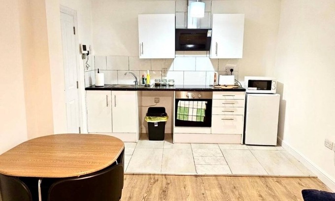Ilkeston Apartment | Great Value Bath Street Ilkeston Apartment