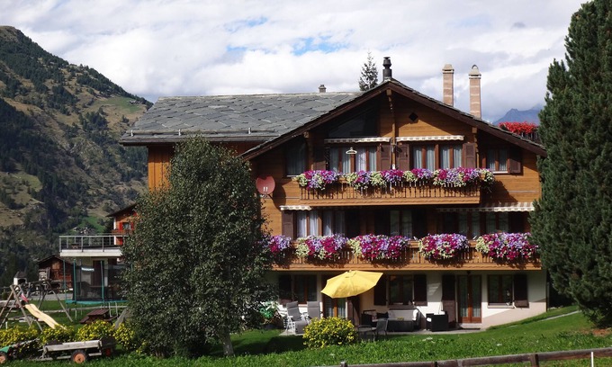 Graechen Ski Chalet | Great view, quiet location, close to the center, baby and child facilities,