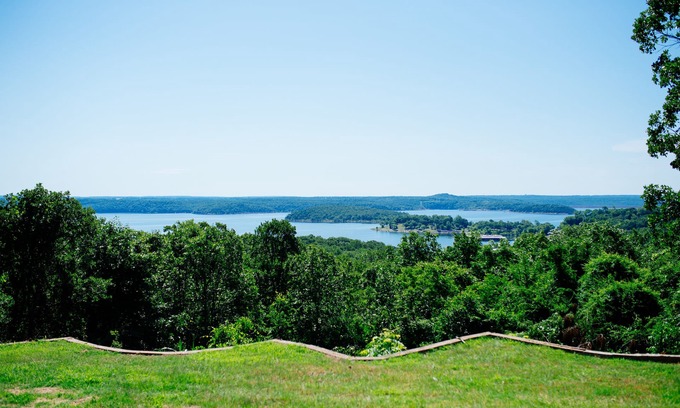 Gore House | Great Views from the Nest at Tenkiller!