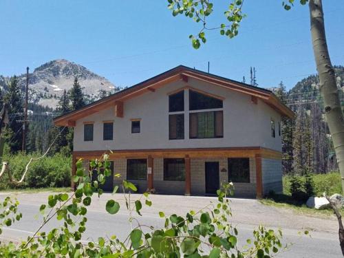 Salt Lake Mountain Resorts House | Great Western