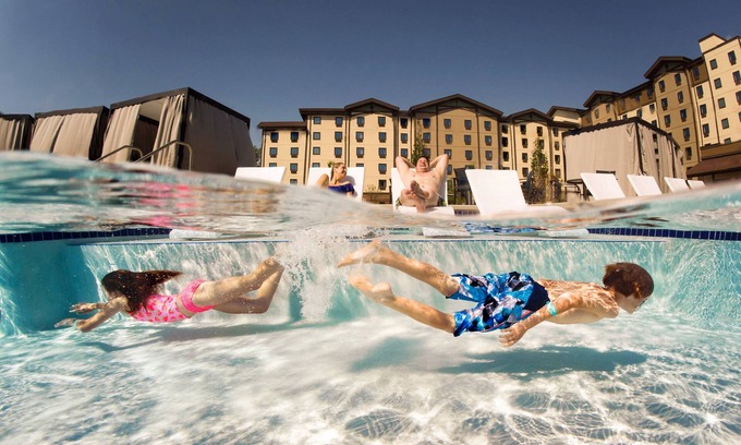 Leominster Resort | Great Wolf Lodge Boston/Fitchburg, MA