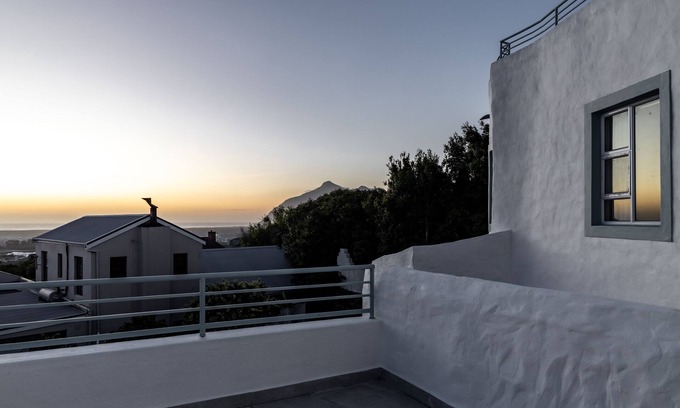 Redhill House | Greek Villa, suites with full buffet breakfast included.