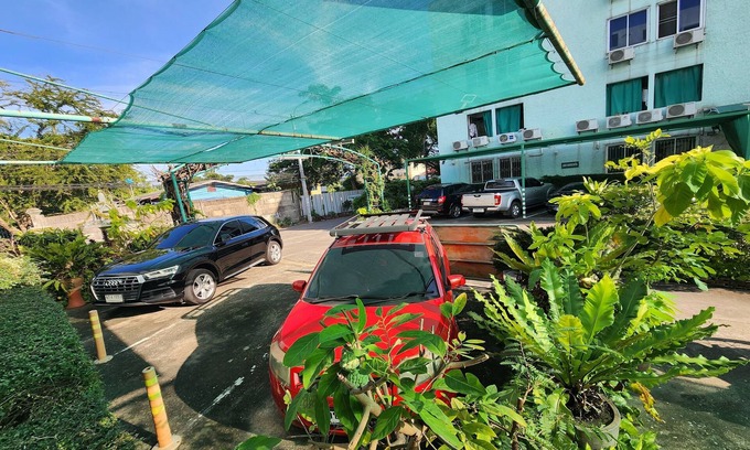 Chorakhe Bua Hotel | Green Apartment Kaset