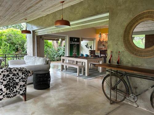 Lilongwe House | Green Elephant