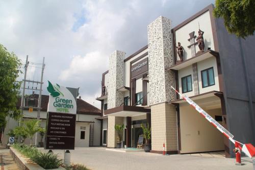 Tuban Sub-District Hotel | Green Garden Hotel