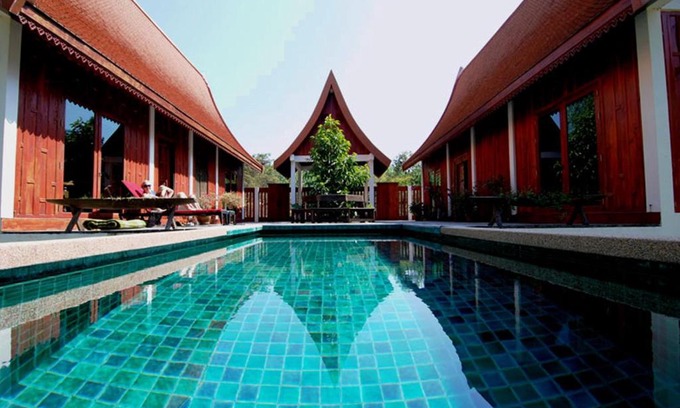 Um Chan Villa | Green Gecko