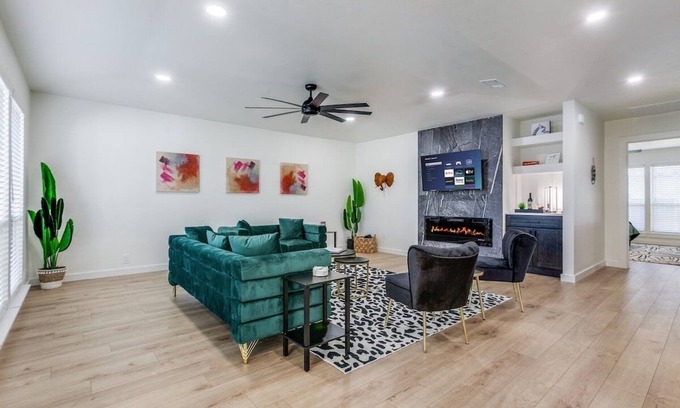 Richardson House | Green Goddess Retreat 3B 2B KING