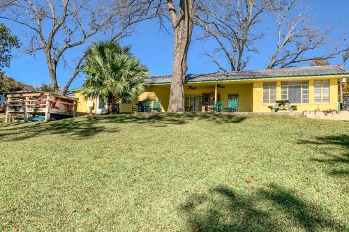 Kingsland House | Green Harbor Lake House