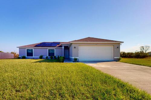 Diplomat House | Green Haven