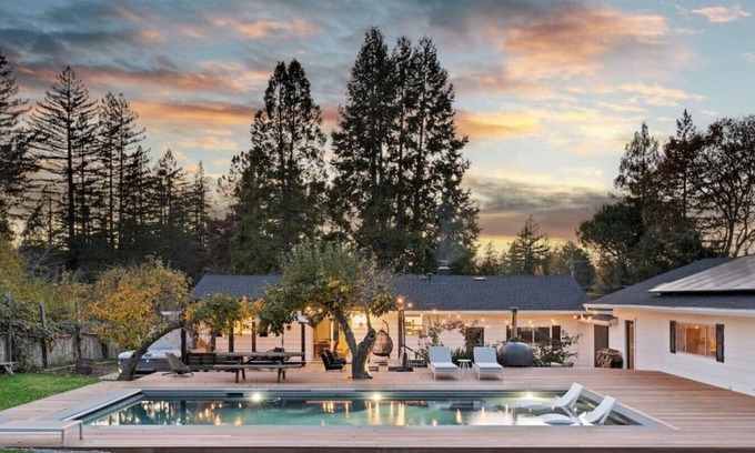 Freestone Cottage | Green Hill Retreat w/Pool, Hot Tub, Orchard & BBQ