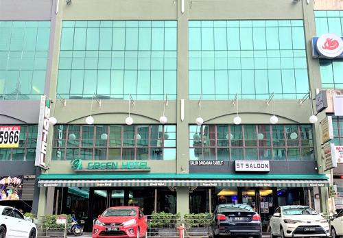 Bandar Puteri Puchong Hotel | Green Hotel