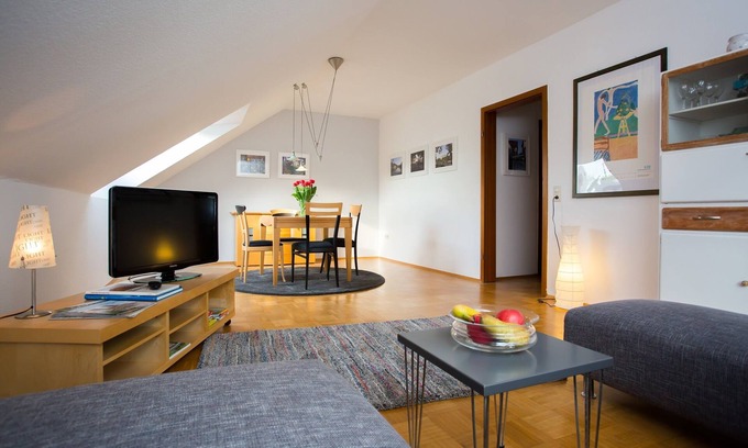 Broich Apartment | Green Little Home, attic apartment on the edge of the forest in Mülheim an der Ruhr
