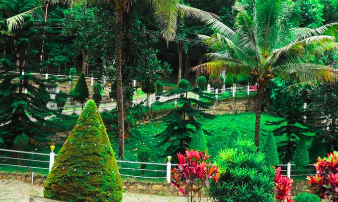 Maraiyur Hotel | Green Mount Residency