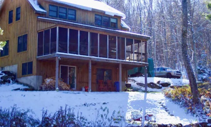 Mount Holly Cabin | Green Mountain Retreat - Enjoy Privacy 20 min from Okemo