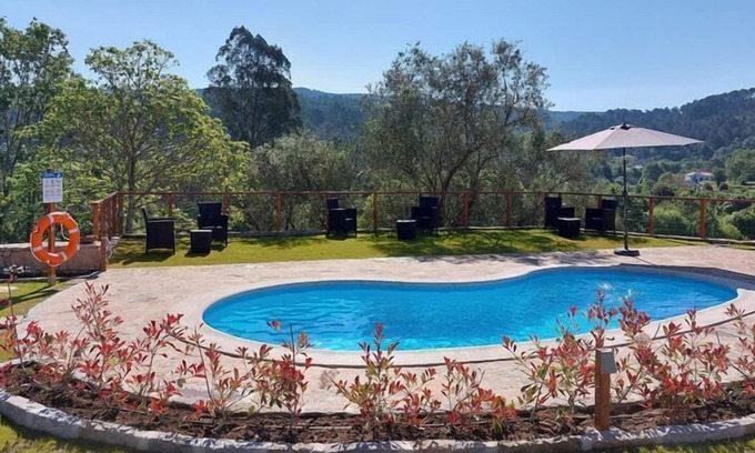 Covas House | Green Paradise Glamping, holiday home for 4 people with a terrace