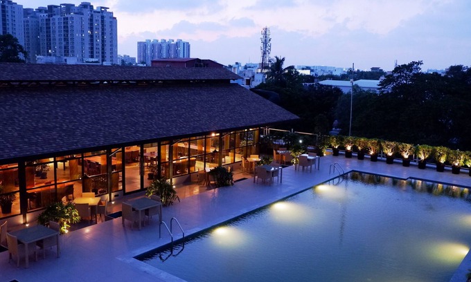 Vadapalani Hotel | Green Park Hotel