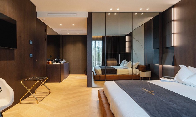 Municipio 2 House | Green Park penthouse Suite & Pool
