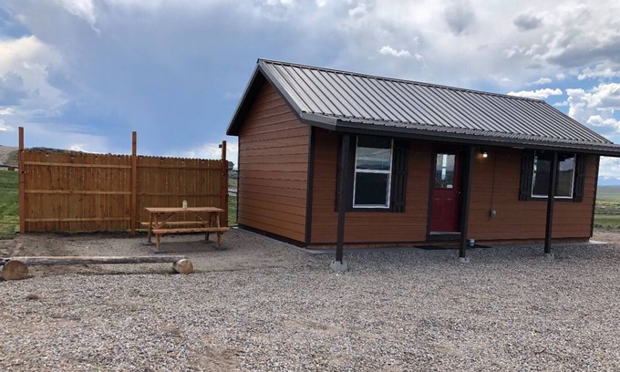 Daniel Cabin | Green River Getaway