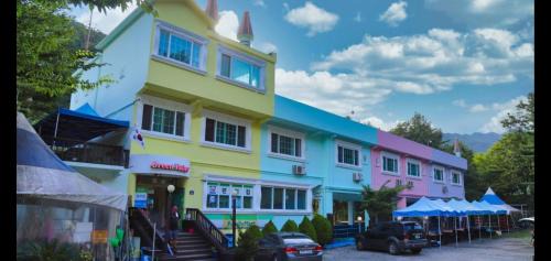 Sancheong Hotel | Green Valley