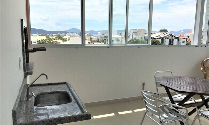 Jurere Apartment | Green Village Penthouse