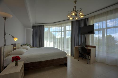 Karakol Hotel | Green Yard Hotel