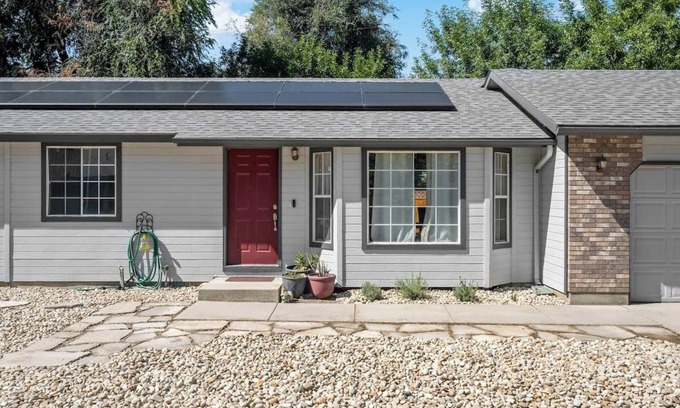 Veterans Park House | Greenbelt Oasis Near Downtown!