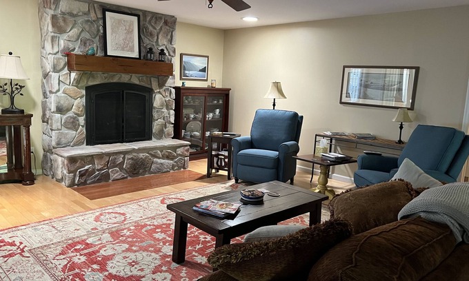 Lewisburg Cottage | Greenbrier River Trail