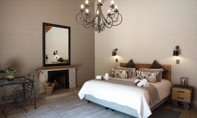 Alberton House | Greenfields Guesthouse & Restaurant