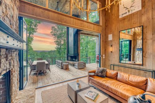 Blue Ridge House | Greenridge- Upscale Architecture and Modern Design