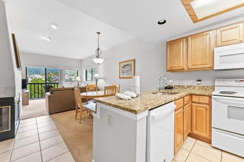 East Village at Copper Apartment | Greens at Copper 219 by Summit County Mountain Retreats