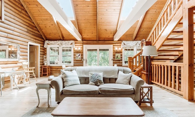 Greenville - Spartanburg House | Greenville Retreat | 4 Bed, 4 Bath
